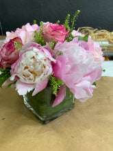 Charger l'image dans la galerie, Centre de table camaïeu de rose
